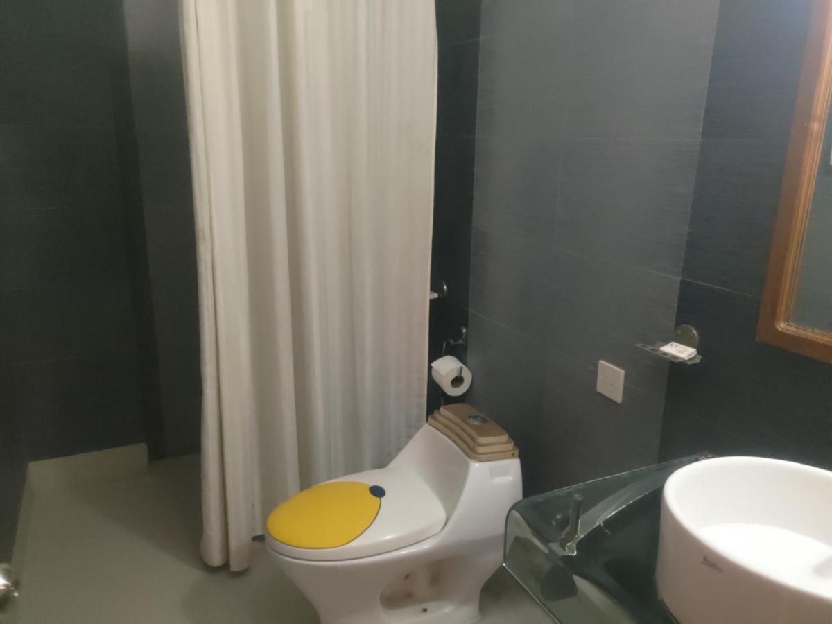 Hotel Fort View Tikamgarh ภายนอก รูปภาพ