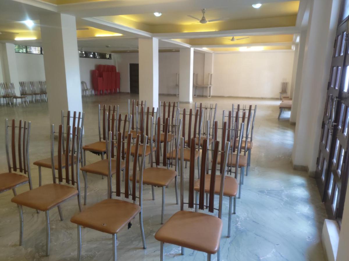 Hotel Fort View Tikamgarh ภายนอก รูปภาพ
