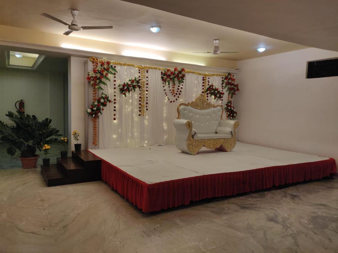 Hotel Fort View Tikamgarh ภายนอก รูปภาพ